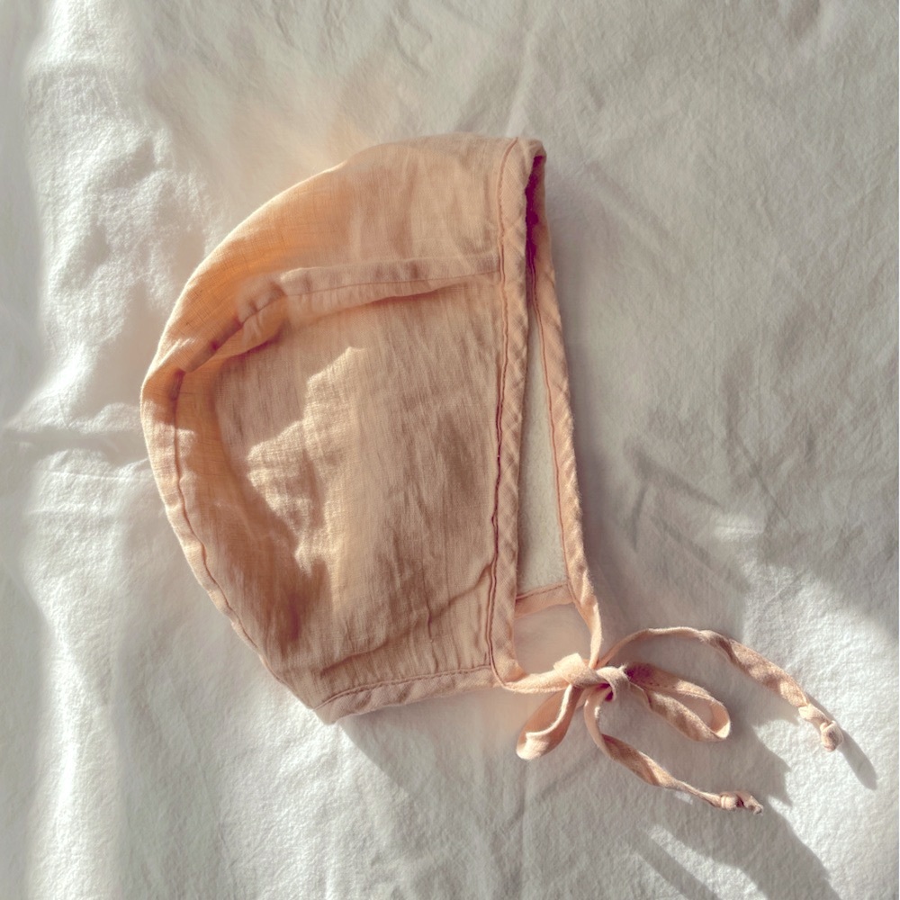 Briar Baby Peach Linen Sherpa lined bonnet 18-24 mos